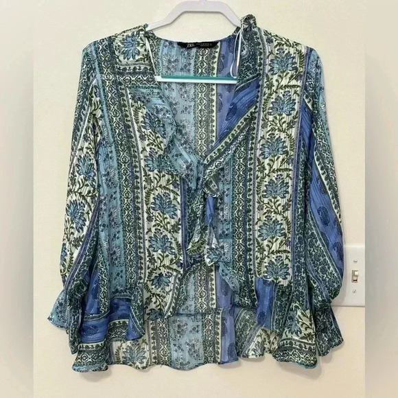 ZARA Patchwork Print Ruffle V‎ Neck Sheer - Picture 2 of 6